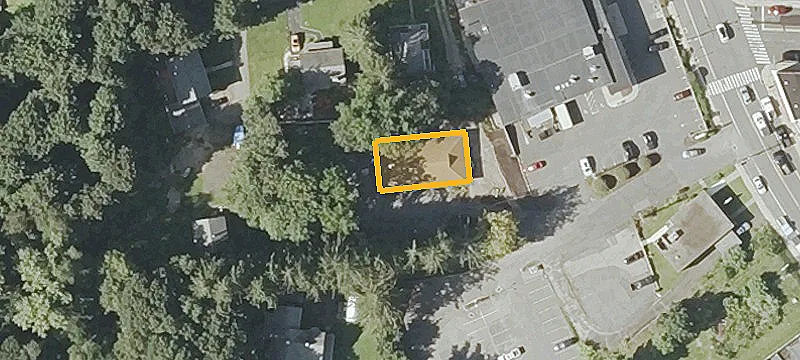 640 Main St