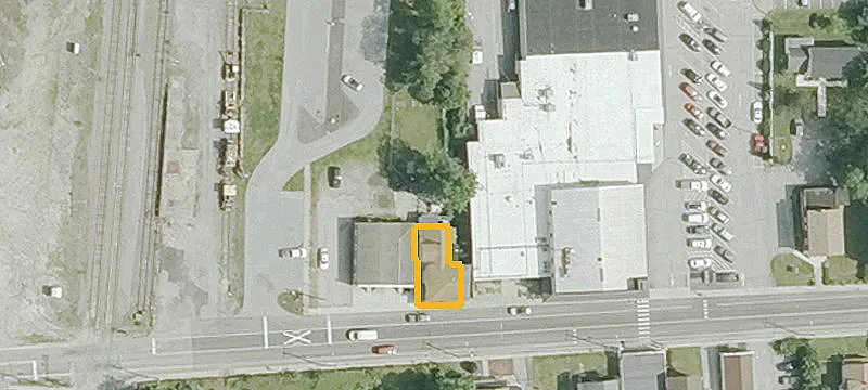 44-46 Railroad Ave