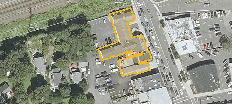 183-185 Sound Bch Ave