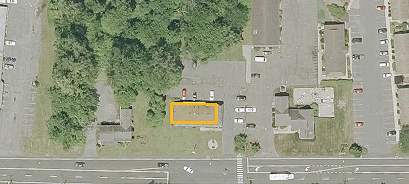 1708 Ellington Rd