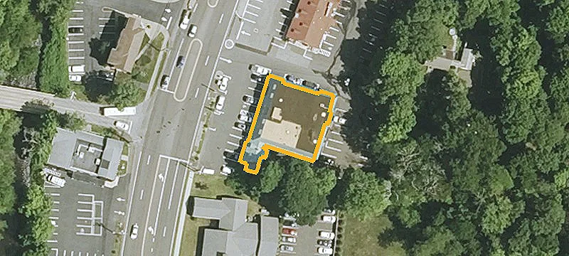 24 Danbury Rd
