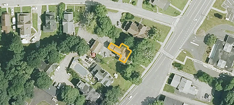 289 Main St