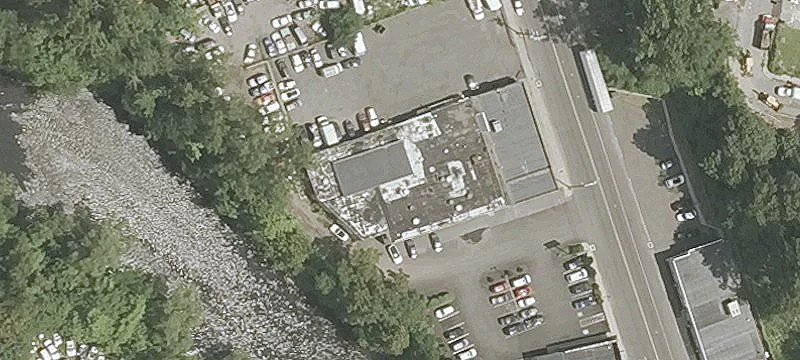 1258 Main St