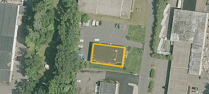 35 Barber Pond Rd