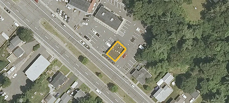 90 Main St