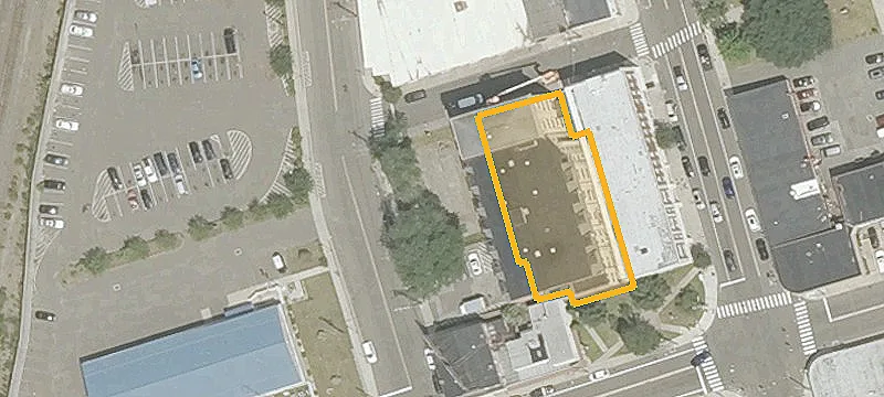7 Main St