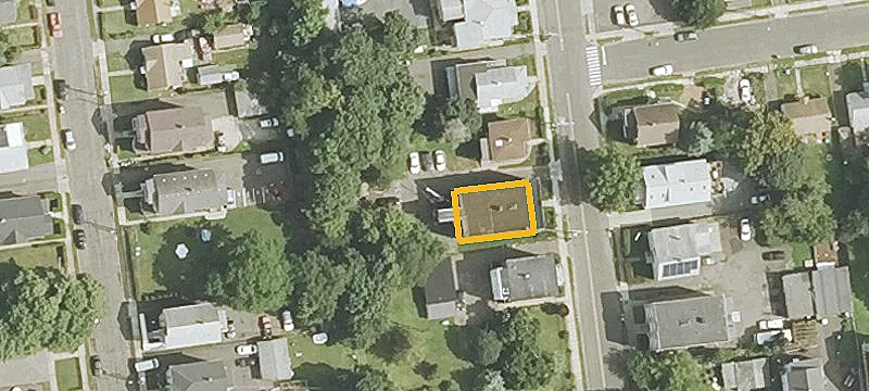 168 Oak St