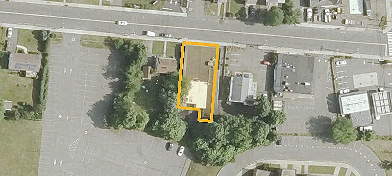 30 Eden Ave