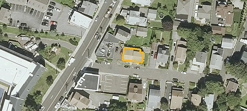 15 Grand St