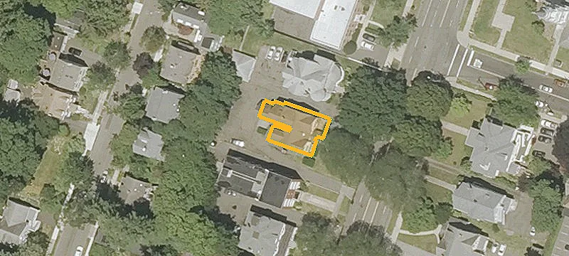 558 Whitney Ave