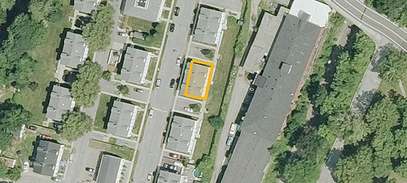 7 Ctr St