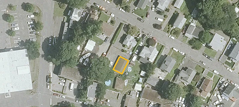 11 Pleasant St