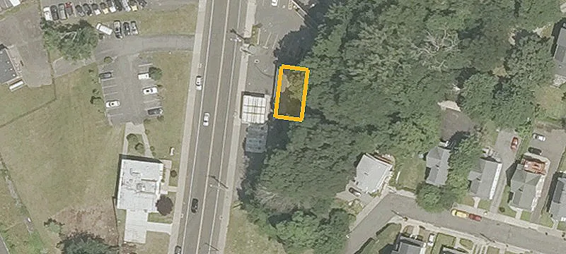 575 Main St