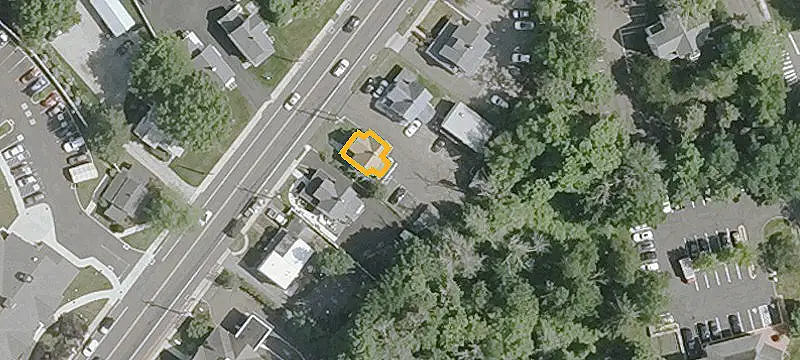 682 Post Rd