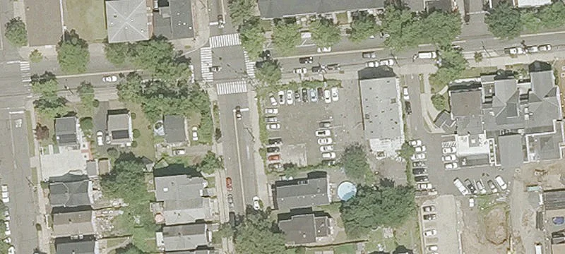 394 Grand Ave