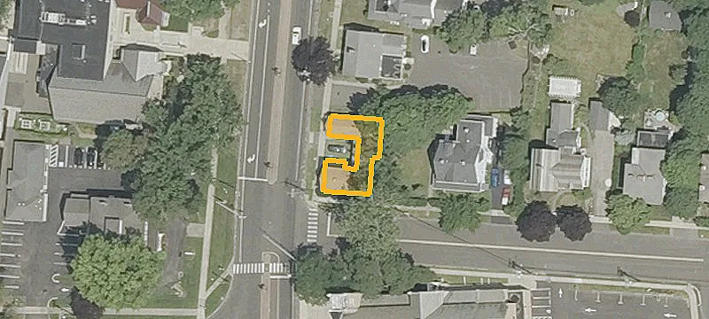2158 Main St