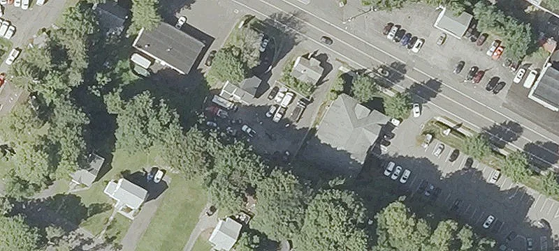 1388 Main St