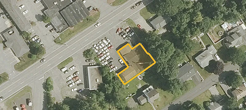 1104 Main St