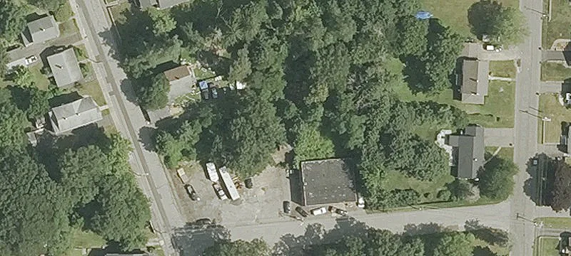 25 Cross St