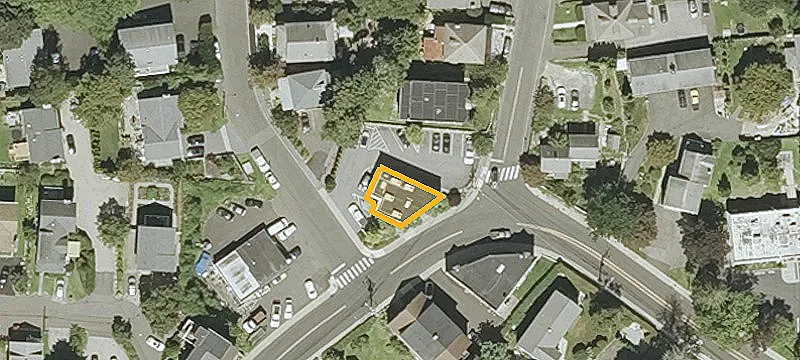 70 Hamilton Ave