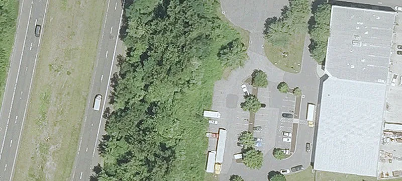 124 Commerce Rd