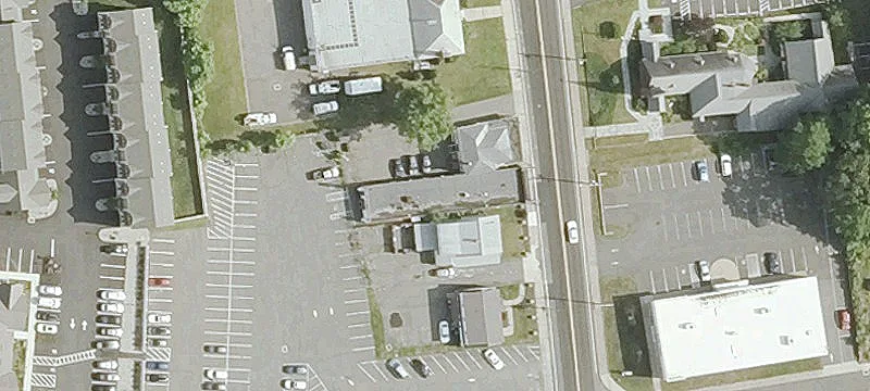 164 Main St