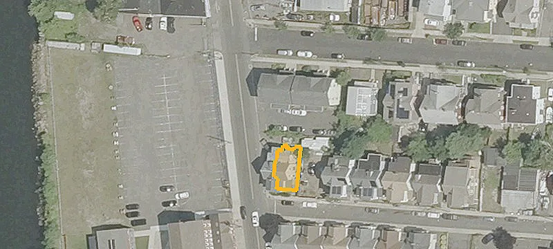 332 Knowlton St