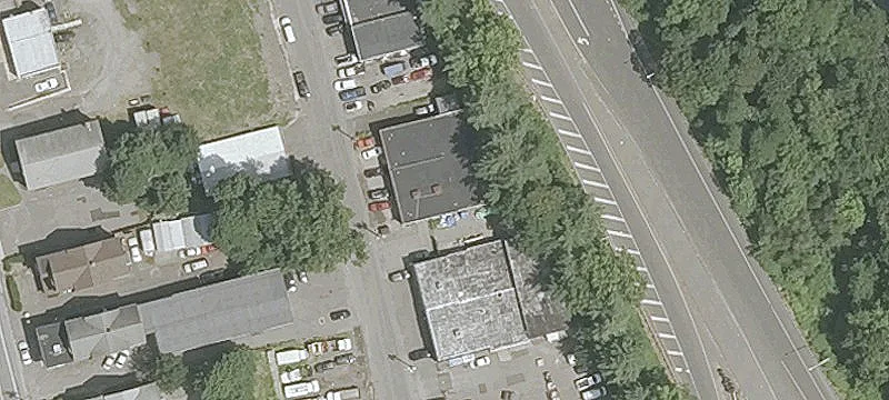 108 Edwin Ave