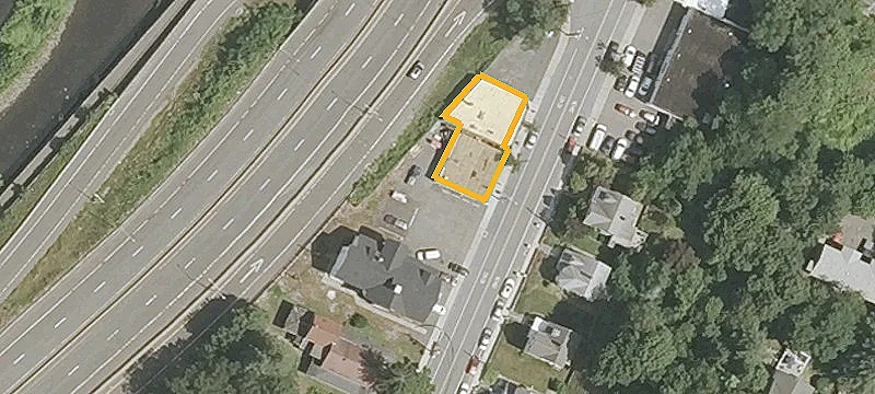 380 Main St