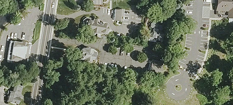 33 Imperial Ave