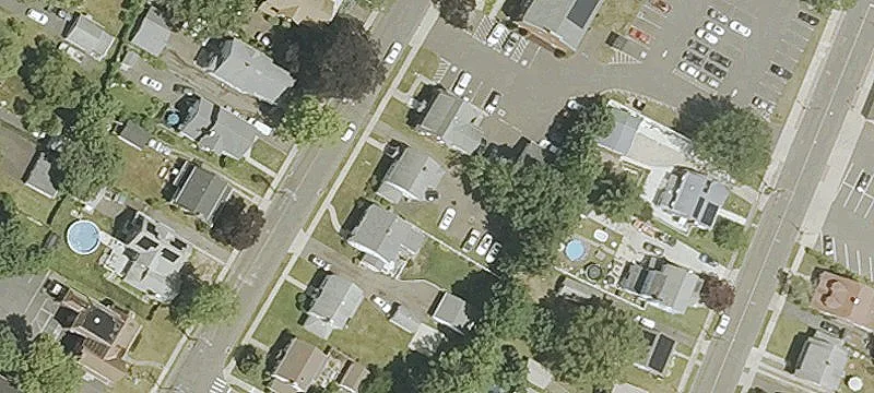 591 Thompson Ave