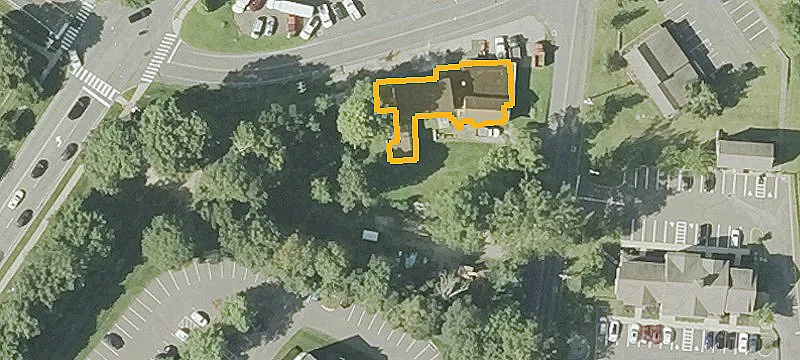 57 Oak Tree Rd