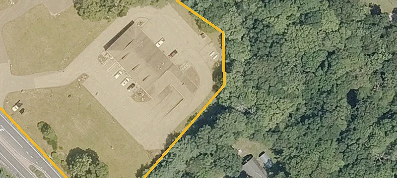 26 New London Rd