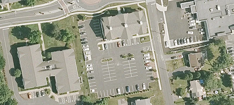 340 Hebron Ave