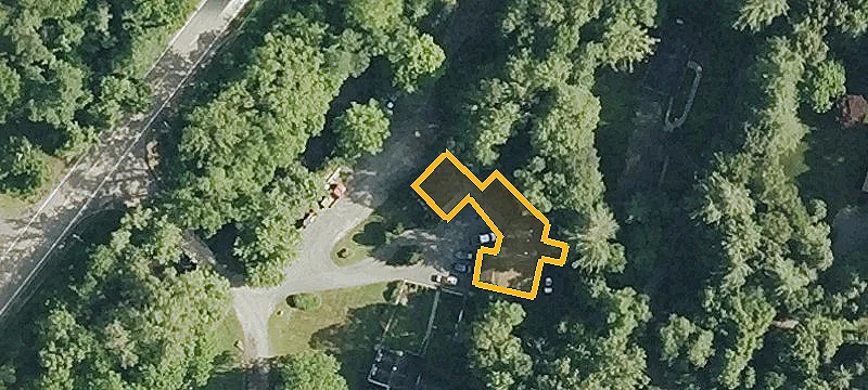 1 Spruce Ln