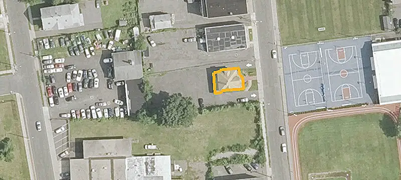 144 High St