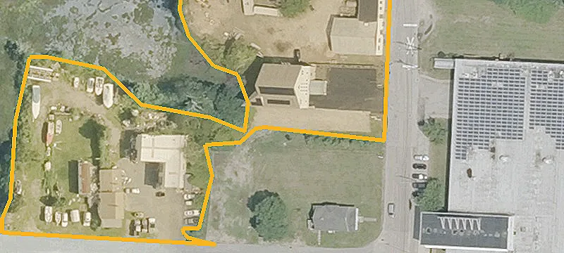 4 Broadway Ave Ext