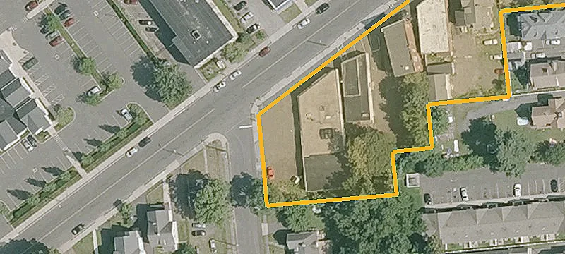 43 New Britain Ave