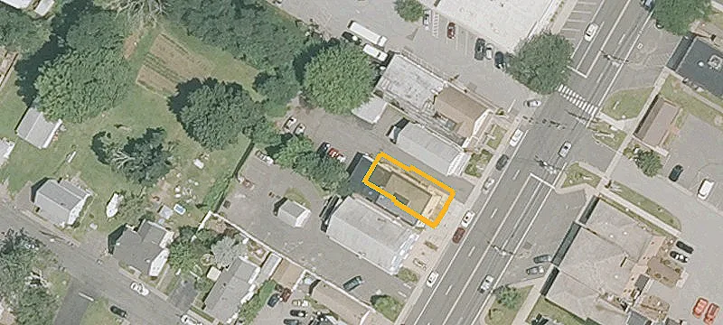 258 Main St