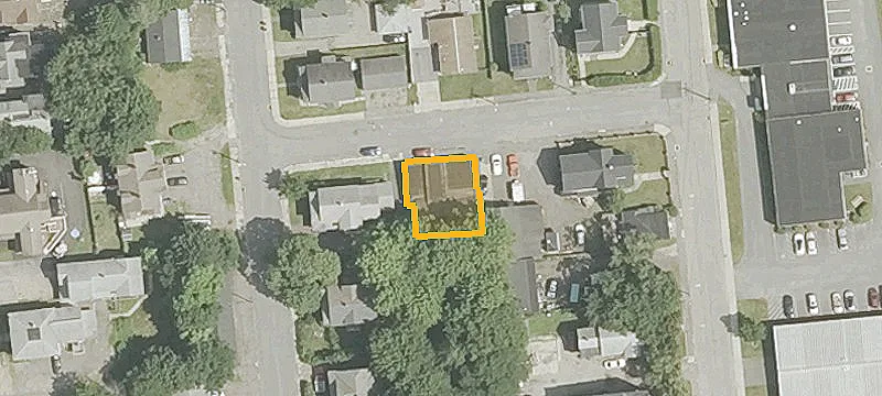 16 Castle St