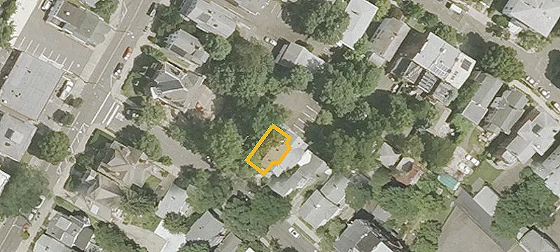 35 Eld St