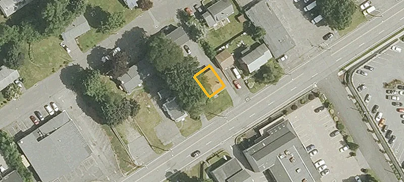 937 Main St