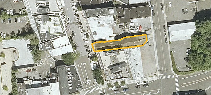 405 Greenwich Ave