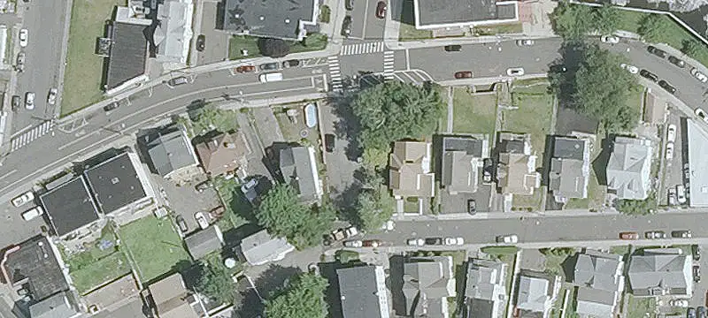 35 Greenwood Hl St