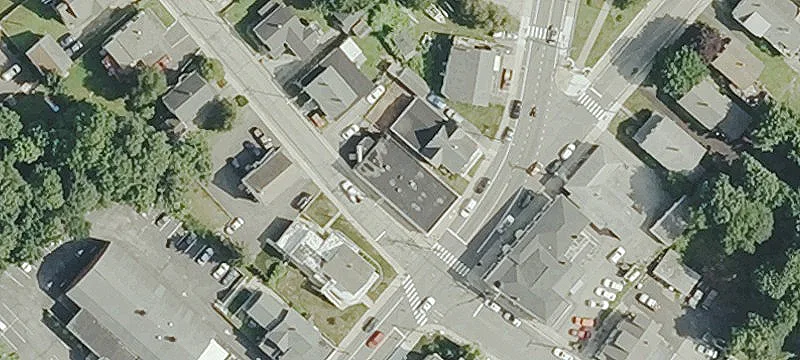 2 Main St