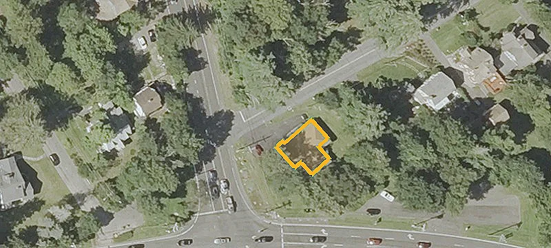 40 Middlebury Rd