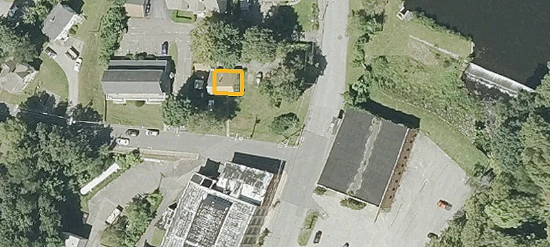 18 Furnace Ave