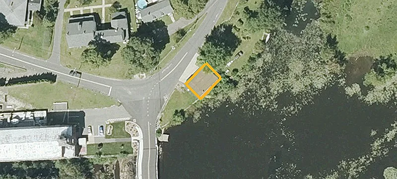 1 Leonard Rd