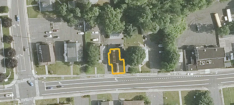 135 Main St