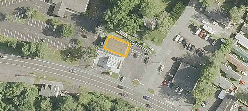 954 Main St